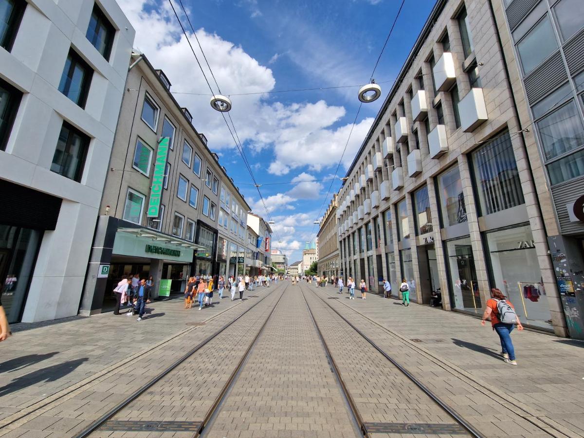 Exklusives Und Helles Dachgeschoss-Apartment No 3 Im Zentrum Von Kassel, Schnelles 1Gbit Internet, Geschirrspueler, Boxspringbetten Exteriér fotografie