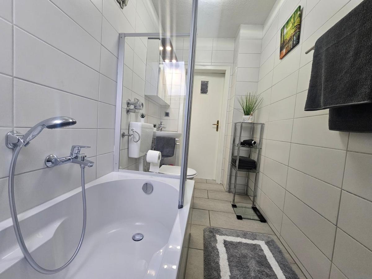 Exklusives Und Helles Dachgeschoss-Apartment No 3 Im Zentrum Von Kassel, Schnelles 1Gbit Internet, Geschirrspueler, Boxspringbetten Exteriér fotografie